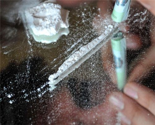 Unter anderem Kokain hatte sich der 44-jährige Angeklagte aus Rosenheim bei seinem Neffen besorgt. Foto dpa