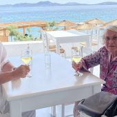 Ouzo-Gefahr, Hoeneß-Attacken und Papst-Parodien