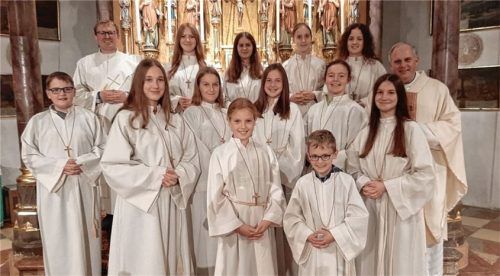 Katholische Pfarrei Zu Den Lübecker Märtyrern OVB Heimatzeitungen | Zwei neue Ministranten in der Pfarrei Ranoldsberg