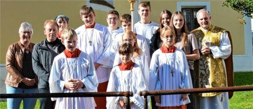 Katholische Pfarrei Zu Den Lübecker Märtyrern OVB Heimatzeitungen | Wechsel bei den Minis der Pfarrei Buchbach