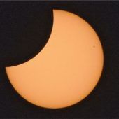 Pacman knabbert an der Sonne