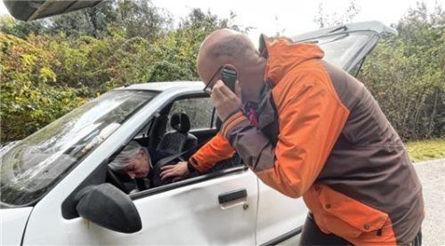 Auch das richtige Verhalten am Unfallort wurde geübt. Fotos Tretner