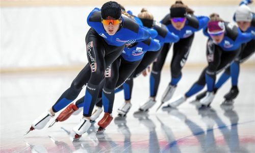 Auch er soll bei der Saisoneröffnung in Inzell an den Start gehen: Gabriel Groß vom DEC Inzell. Foto Ernst Wukits