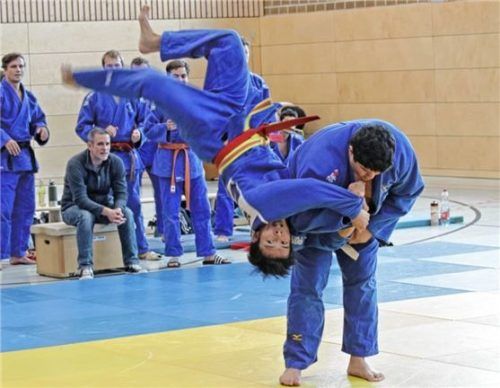 Daniel Messelberger siegt im Schwergewicht. Foto Paul Ampletzer