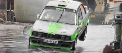 Das RGR-Rallyeteam Josef Haagn/Andi Blank mit vollem Einsatz unterwegs zum Klassensieg. Foto Haagn