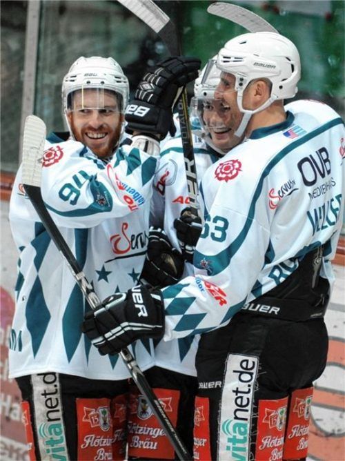 Der Starbulls-Traumsturm vor zehn Jahren: Tyler McNeely, Norman Hauner und Shawn Weller (von links).