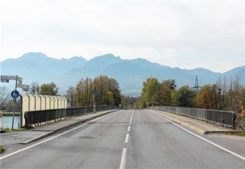 Die Innbrücke zwischen Nußdorf und Flintsbach ist in einem sehr schlechten Zustand. Foto Steffenhagen