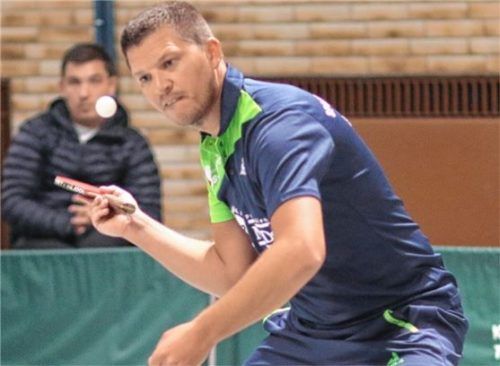 Wolfgang Hundhammer will mit seiner Mannschaft wichtige Punkte holen.Foto Gerhard Erlich