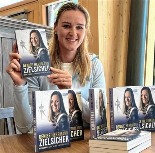 Geheimnisse einer Olympiasiegerin: Denise Herrmann-Wick präsentierte ihr Buch.Foto  Karlheinz Kas