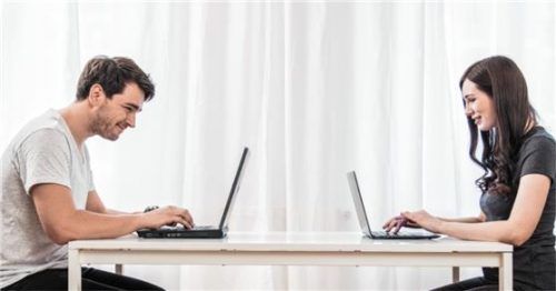 Geteilte Arbeit, doppelter Gewinn dank Jobsharing.Foto dpa