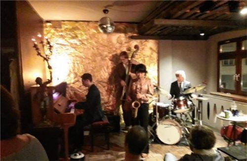 Grandioses Konzert von Erena Terakubo im Le Pirate. Foto Prechtl