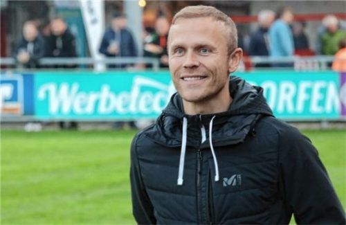 Könnte mit einem Punkt in Eichstätt gut leben: Buchbachs Trainer Andreas Bichlmaier. Foto Michael Buchholz