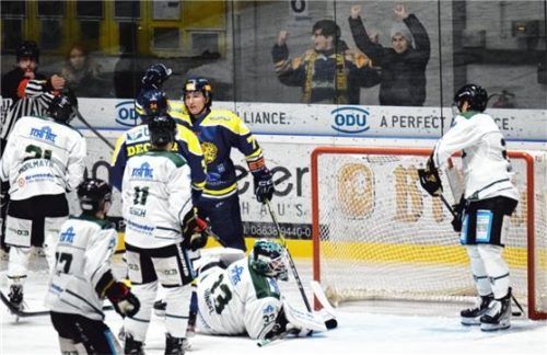 Philipp Lode erzielte einen Doppelpack für den EHC. Fotos Paolo del Grosso