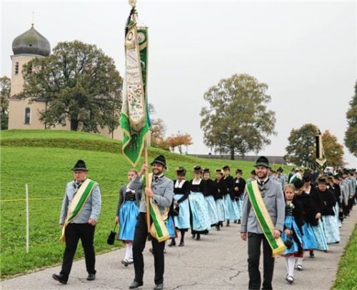 Zum diesjährigen Jahrtag kam das Vereinsleben der Wildenwarter Trachtler wieder in Schwung.Foto Rehberg
