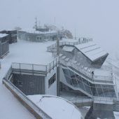 Schnee in den Bergen