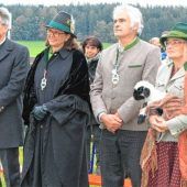 Ilse Aigner gratuliert in Guntersberg