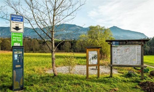 Zu den Einnahmequellen zählen am Samerberg auch die Parkgebühren: 315000 Euro wurden im vergangenen Jahr eingenommen.Foto nitzsche