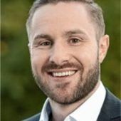 Artmann zählt zur „Jungen Elite“