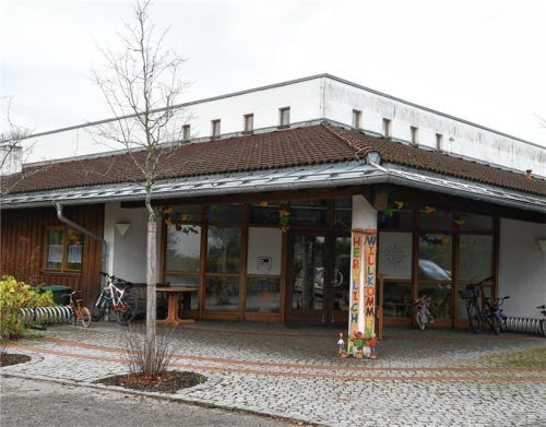 Der Kindergarten in der Hailerstraße soll um zwei Krippengruppen erweitert werden. Dafür haben sich die Stadträte einstimmig ausgesprochen. Foto Schlecker