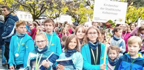 Der Kolbermoorer Kinder- und Jugendchor nahm am ersten bayerischen Kinderchortreffen in Altötting teil. Foto  Franke