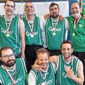 Basketballer siegen in Regensburg