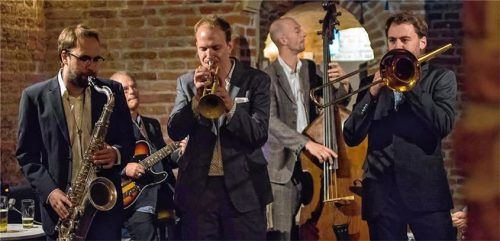 Hommage an Charles Mingus: Das Sextett „Mingus in Wonderland“ spielt am Mittwoch,14. Dezember, in Rosenheim.Foto re