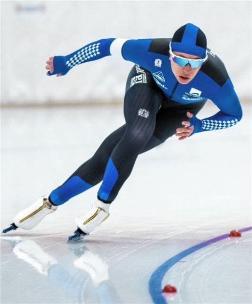 Katja Franzen vom DEC Inzell holte sich in der Max-Aicher-Arena das Weltcup-Ticket. Foto Ernst Wukits