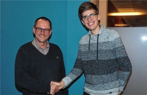 Landtagskandidat Dirk Peschutter (links) mit Bezirkstagskandidat Jonas Bräutigam.Foto FDP Rosenheim-Land