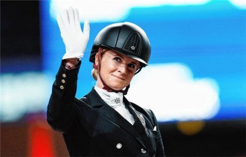 Jessica von Bredow-Werndl grüßt weiterhin als Weltranglisten-Erste. Foto dpa/Anspach