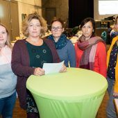 Politik setzt sich für Neuperlacher Hebammen ein