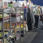 Volle Turnhallen, wenige Asylhelfer