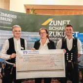 Zimmerer unterstützen Hospizmobil