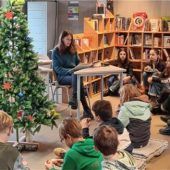Lehrer lesen Schülern im Ignaz-Günther-Gymnasium vor