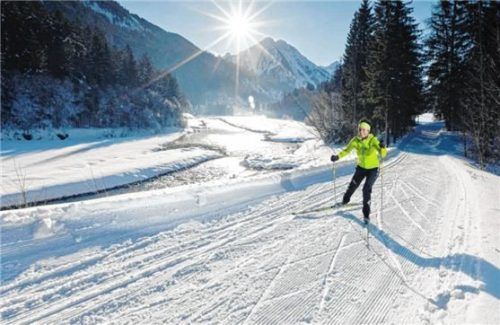 Dem Alltag entgleiten – die ausgedehnten Loipen sind sowohl für Anfänger als auch Fortgeschrittene geeignet.