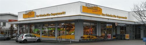 Die Biomarkt-Kette Basic will sich im Rahmen eines Schutzschirmverfahrens neu aufstellen. Die Filiale im Aicherpark bleibt unverändert geöffnet. Foto Schlecker