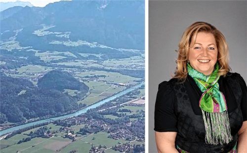 Die Nußdorfer Bürgermeisterin Susanne Grandauer berichtete in der Gemeinderatssitzung von den neuesten Plänen bezüglich des Brenner-Nordzulaufs. Foto Re