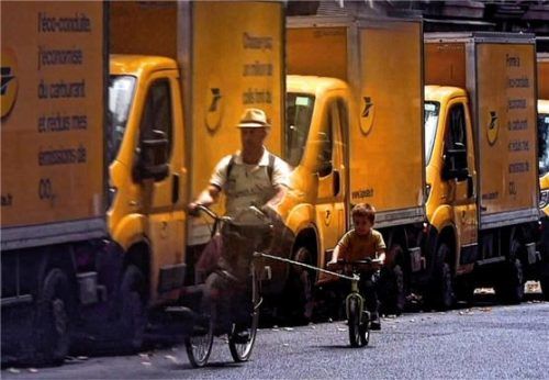 Eine Straßenszene, die Peter Ludwig in Paris eingefangen hat. Foto re