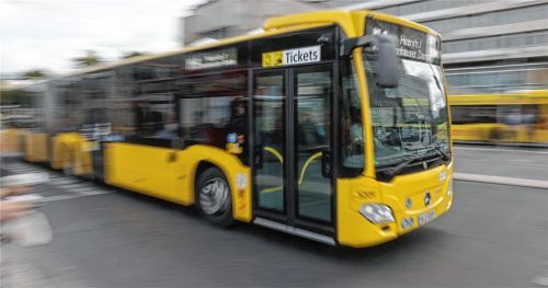 Frühestens 2025 soll der Alpenbus starten. Damit wäre eine schnelle Verbindung von Murnau bis nach Rosenheim quer übers Land gegeben. Foto dpa
