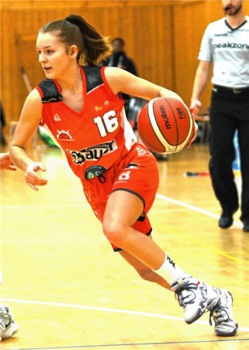 Lea Schack will mit Wasserburgs Basketball-Damen für eine Überraschung sorgen. Foto Hans-Jürgen Ziegler