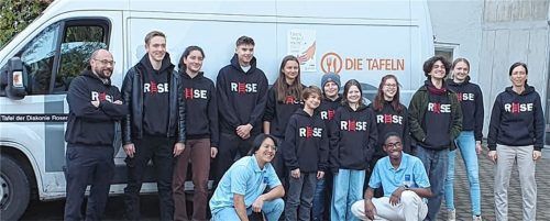 Rosenheimer Schüler engagieren sich für die Tafel Rosenheim. Foto re