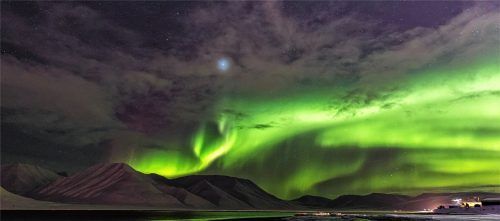 Spektakuläre Nordlichter auf den Hurtigruten. Fotos adelheid Wanninger