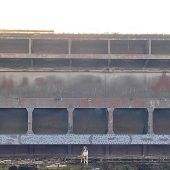 Hund am Stauwehr in Seenot