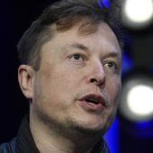 Super-Milliardäre greifen nach den Sternen