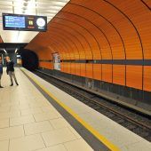 U-Bahn überfährt Mann – kaum verletzt Demente Seniorin in Giesing vermisst