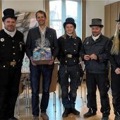 Rosenheimer Kaminkehrer überbringen Neujahrswünsche