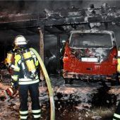 Zwei Autos ausgebrannt