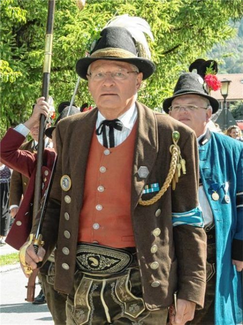 Anton Greimel war zeitlebens den Gebirgsschützen verbunden. Sie würdigten sein großes Engagement mit der Ernennung zum Ehrengauhauptmann.Foto Archiv Berger