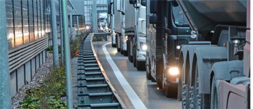 Auch im neuen Jahr werden die Blockabfertigungen „wie gewohnt“ fortgeführt. Foto Lünhörster/Hoffmann/Das Kraftbild