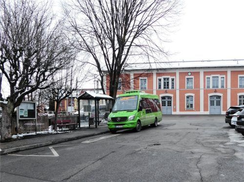 Der Kolbermoorer Stadtbus – bald im Verbund unterwegs? Die Stadt erhofft sich davon eine deutliche Verbesserung des Öffentlichen Personennahverkehrs und eine Entlastung der Straßen. Foto Riediger