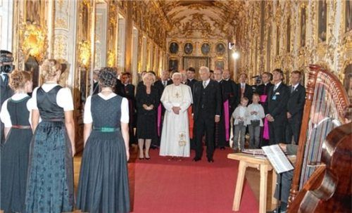 Die Kindheit mit „Gott grüße Dich“ zum Klingen gebracht: Empfang des Papstes anlässlich seines Bayernbesuchs in der Münchner Residenz.Privat